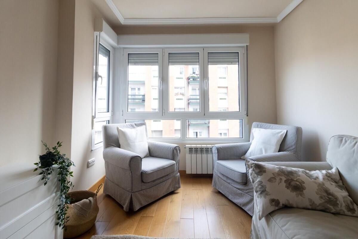 Apartamento Centro Gijon Con Parking Lägenhet Exteriör bild